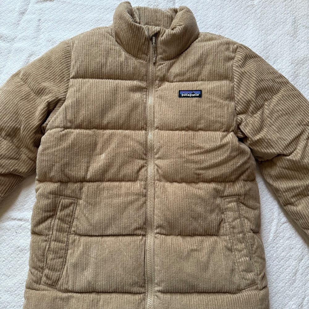 Patagonia corduroy puffer jacket - size XS